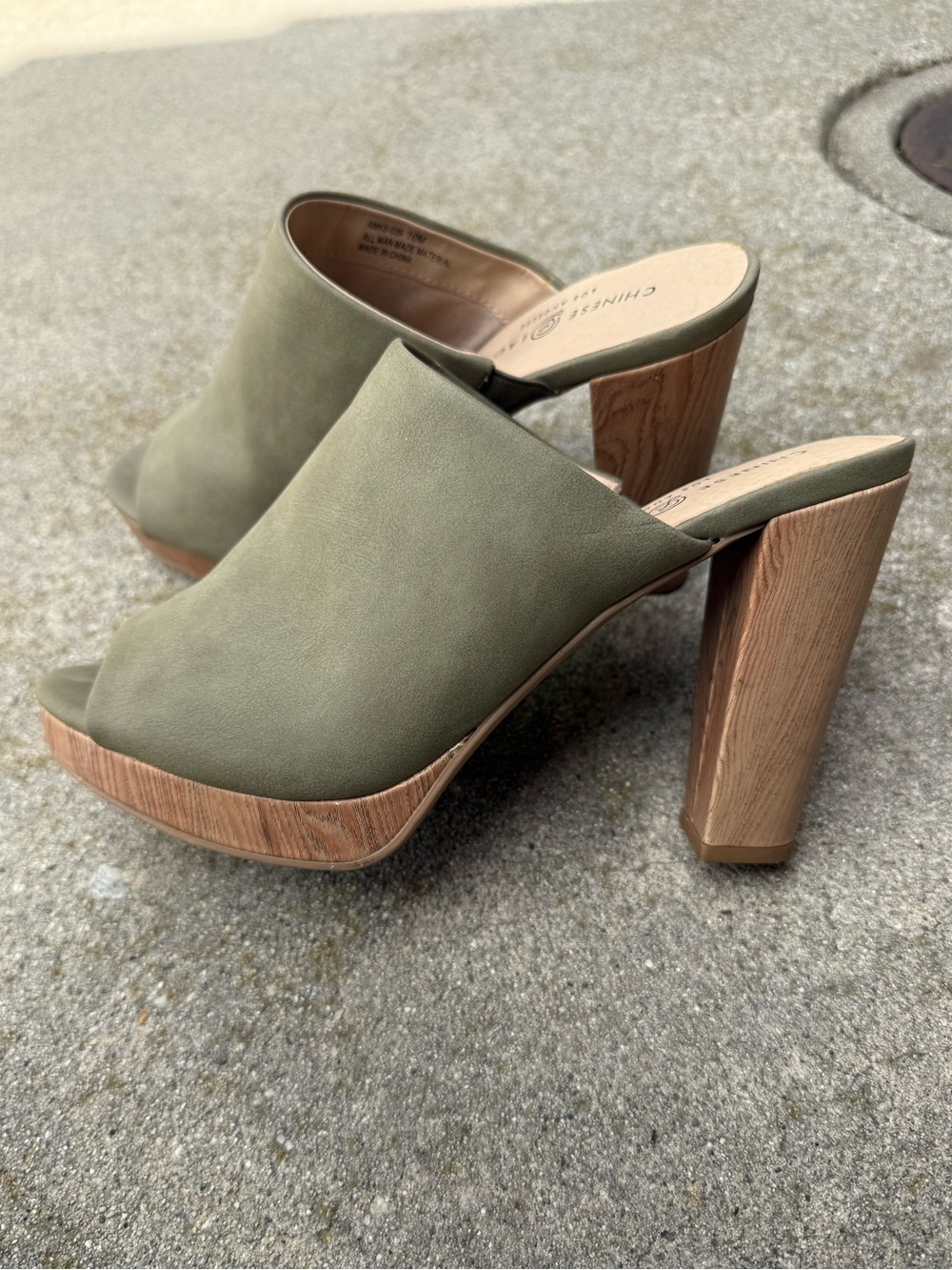 Chinese Laundry Olive Green Suede Platform Mule Heels with Wood-Look Block Heel